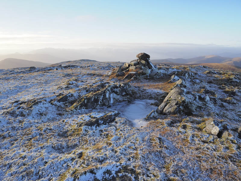 Summit, Carn Dearg