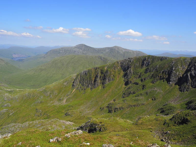 Braigh nan Uamhachan and Gulvain