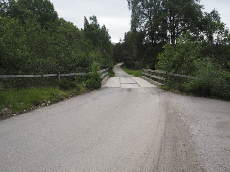 Start of cycle, bridge over the Allt Fhearnasdail