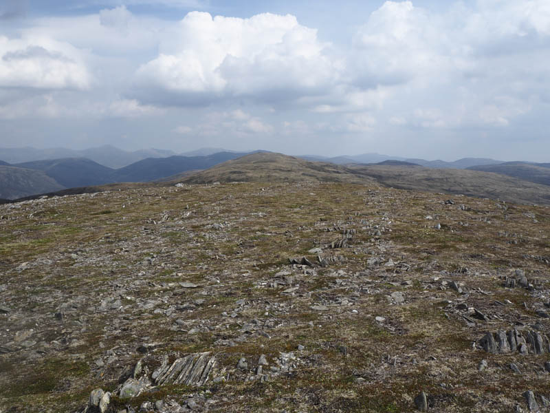 Hump, Carn Loch na Gobhlaig from Meall Mor