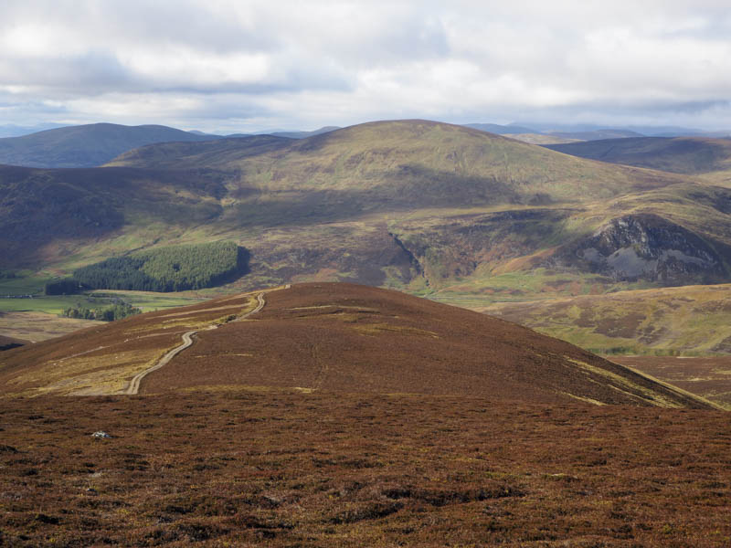 Across Glen Isla to Monamenach