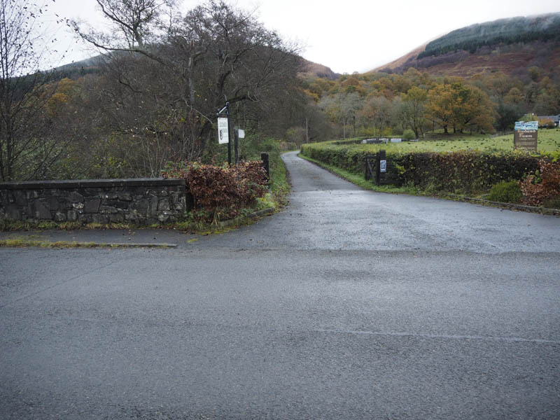 Start of walk, road to Ledard Farm