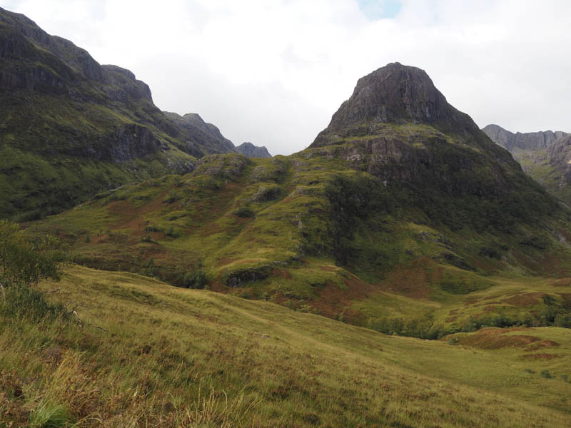 Route to Lost Valley. (Coire Gabhail) Gearr Aonach to the right