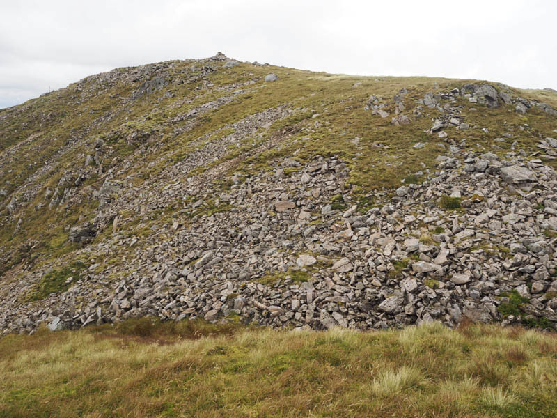 Approaching summit of Meall Dearg