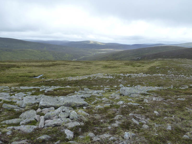 Feith an Lochain. Sun shining on Meall Tionail na Beinne Brice