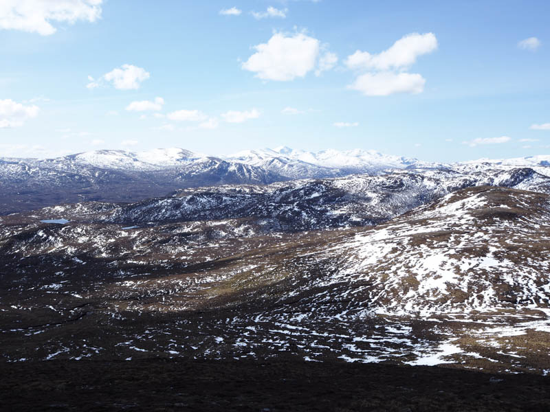 Strathfarrar Munros from Meall nan Damh