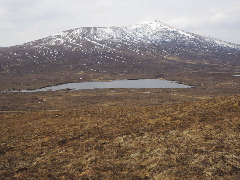 Loch-na-Moine-Beag-and-Fionn-Bheinn