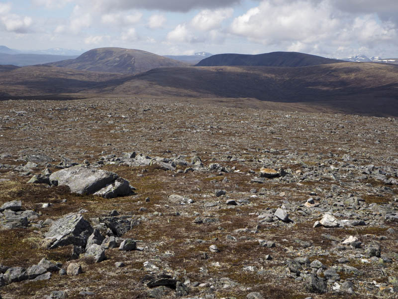 Meall a' Ghrianain and Beinn a' Chaisteil