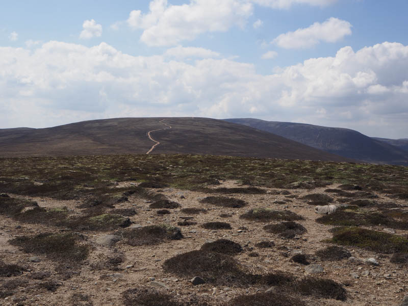 Geal-charn Beag