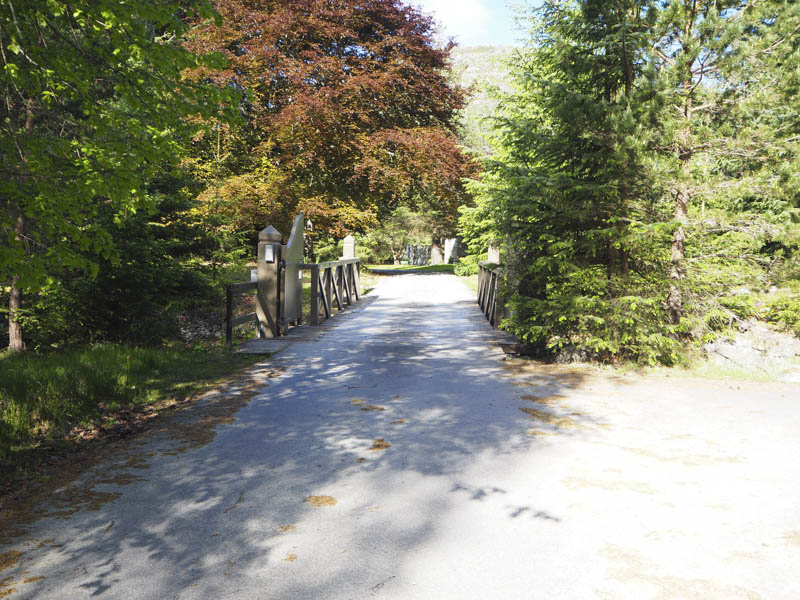 Entrance to Pitmain Lodge