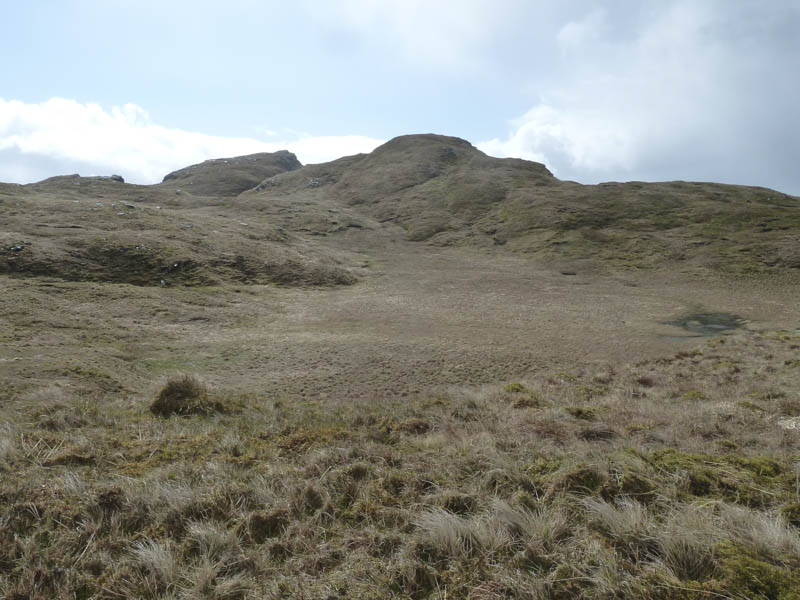 Approaching Cruach nam Miseag