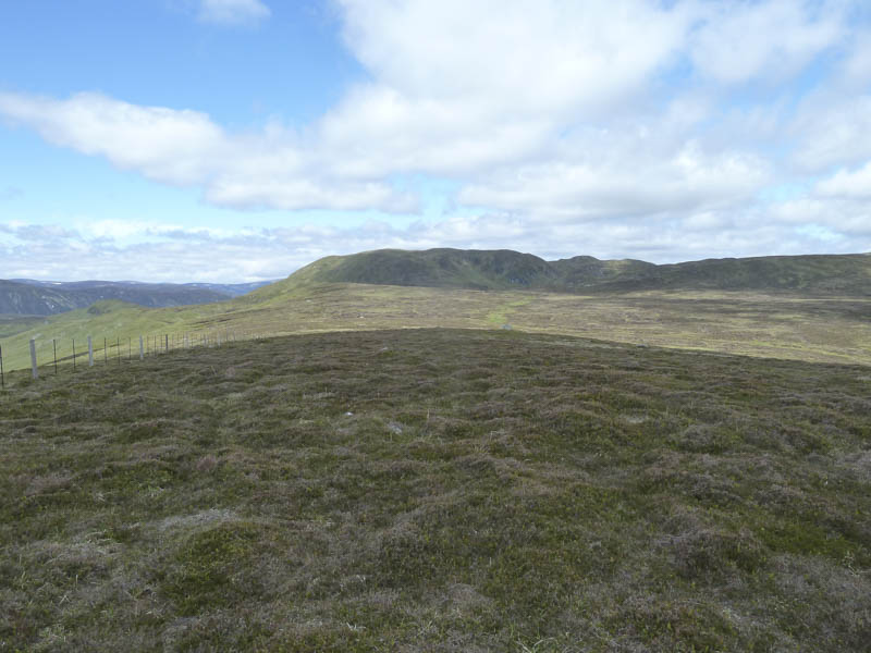 Approach to Carn Dallaig