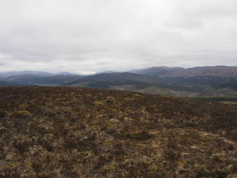 Carn Fiaclach. Glen Affric Munros beyond