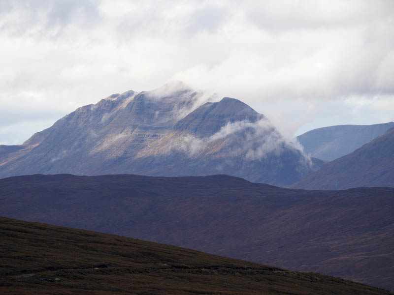 Hanging cloud on Liathach