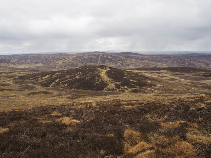 Maolanaidh Mor. Creag Dail na Meine beyond