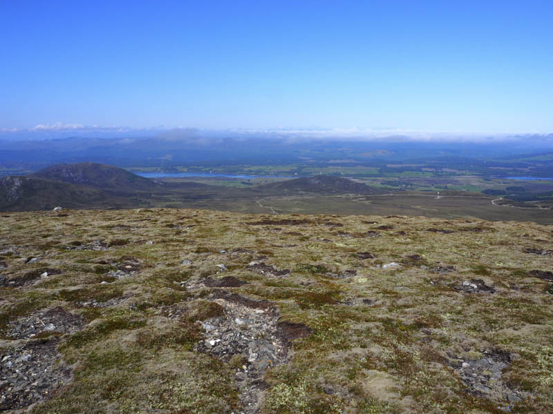 Carn Choire Riabhaich, Carn Liath and Loch Mhor