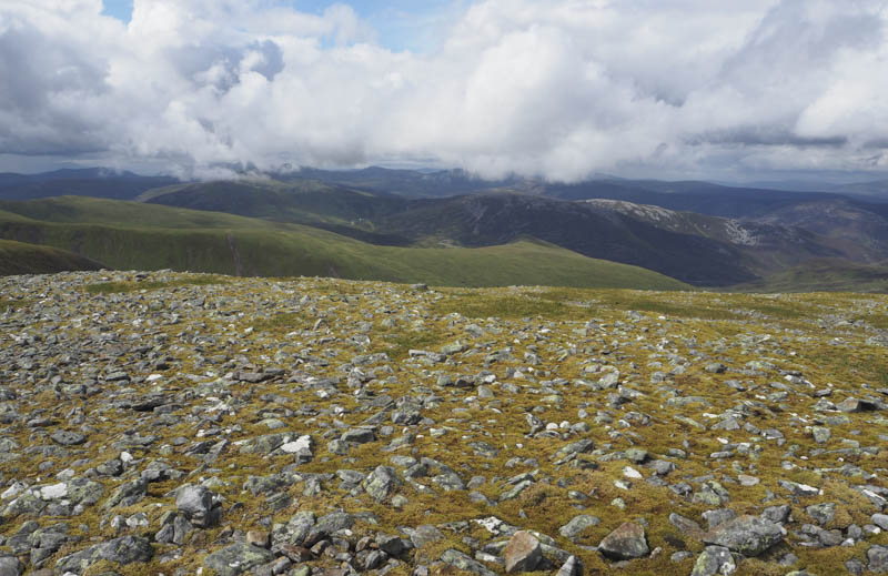 Sron na Gaoithe. Carn Aosda beyond