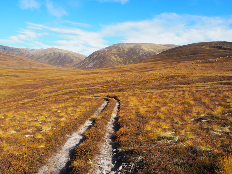 Carn Eag Dhiubh, Ben Avon