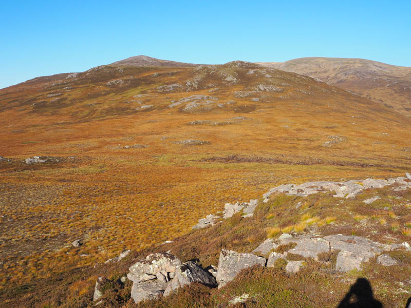 Carn Fialach and Carn Cloich-mhuilinn_