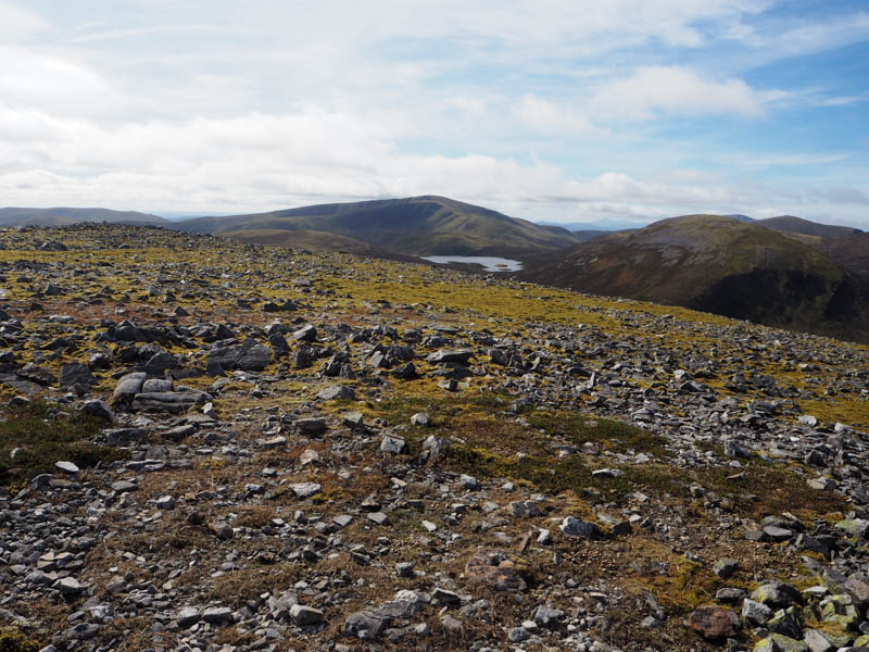 Loch na Eun and Glas Tulaichean