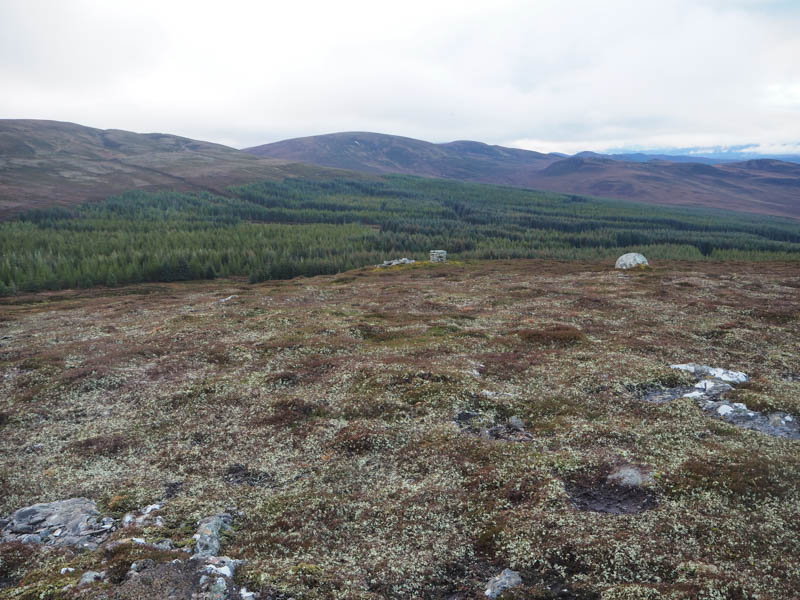 Beinn Acha' Bhraghad and Cnoc Chaorachain