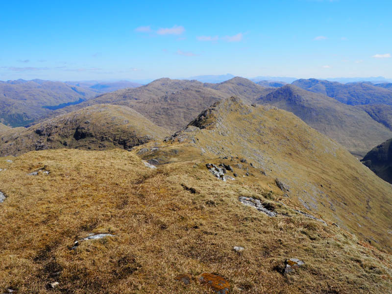 Diollaid Mhor and Druim Fiadach East Top