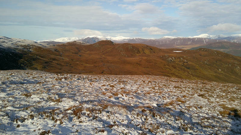 Meall Loch a' Bhealaich and Druim a' Ghiubhais. Fannichs beyond