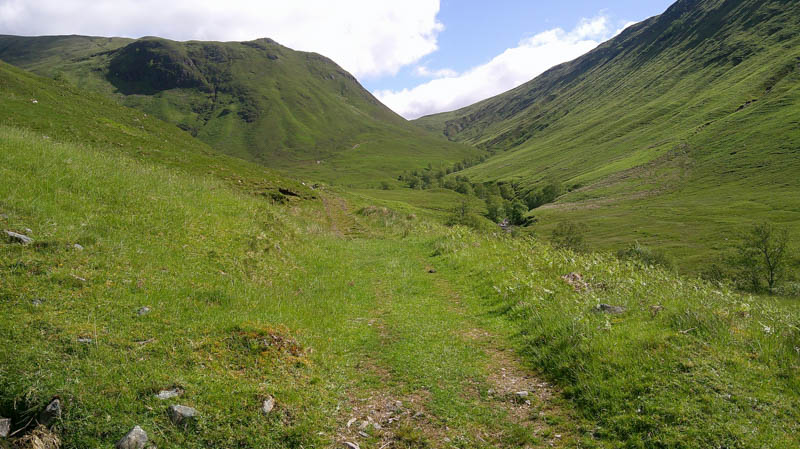 Start of walk from Iron Lodge