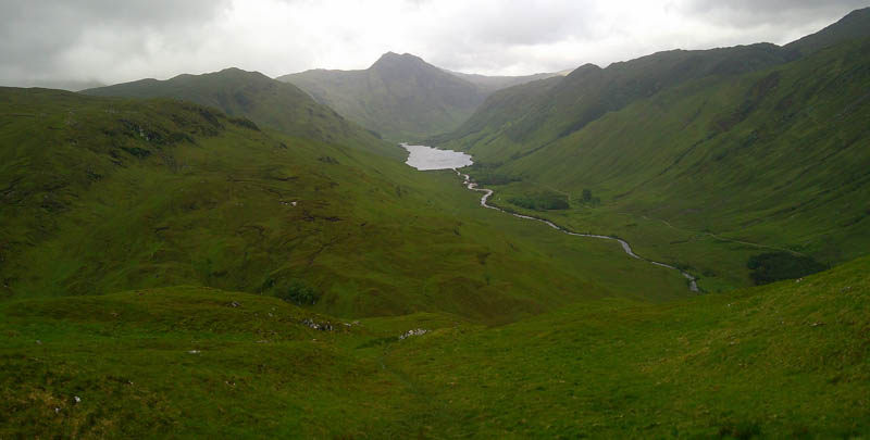 Loch na Leitreach and Carnan Cruithneachd